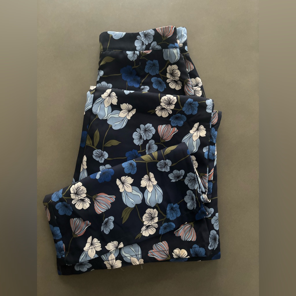Goldie London Floral Patterned Pants